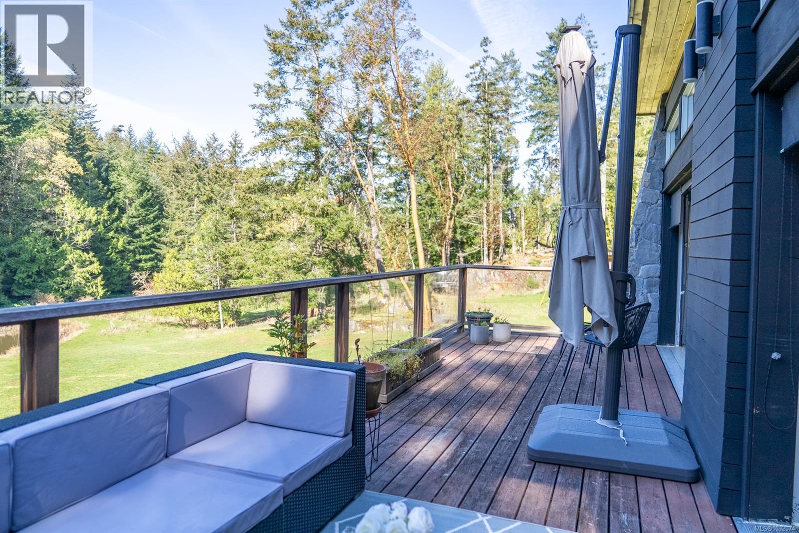 5582 Hooson Rd, Pender Island, British Columbia  V0N 2M1 - Photo 25 - 1032074