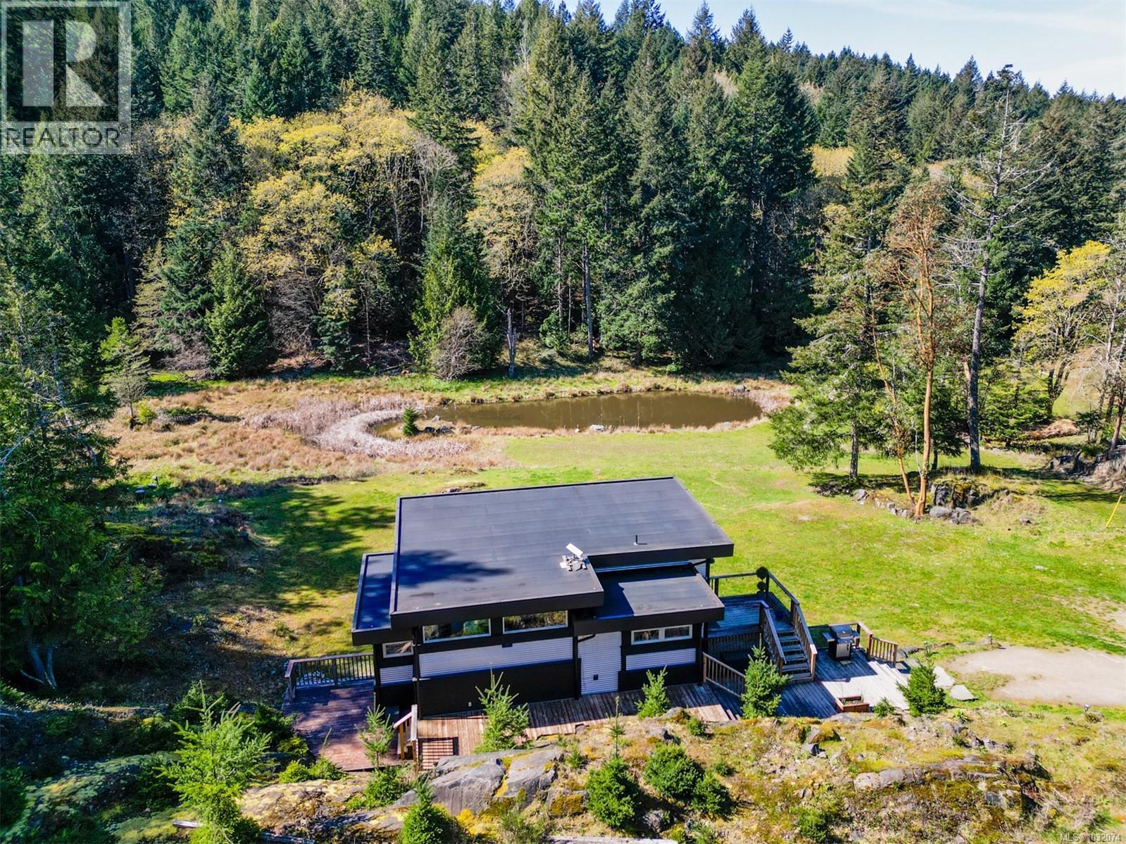 5582 Hooson Rd, Pender Island, British Columbia  V0N 2M1 - Photo 43 - 1032074