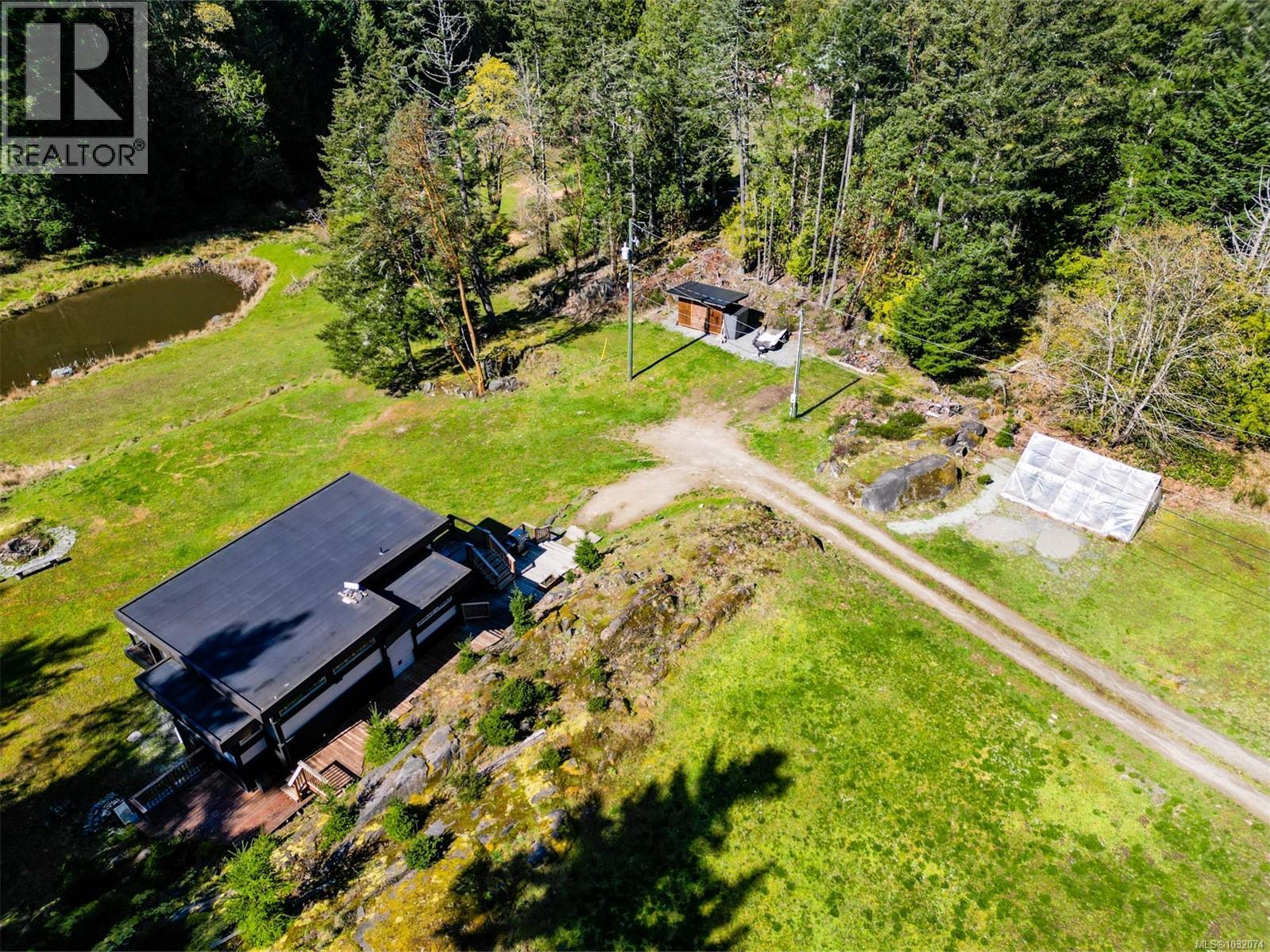 5582 Hooson Rd, Pender Island, British Columbia  V0N 2M1 - Photo 46 - 1032074