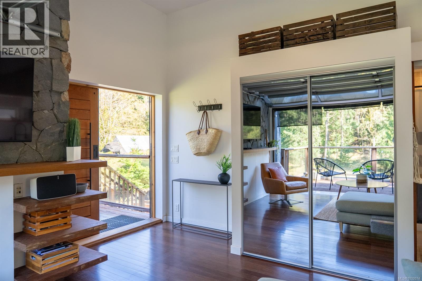 5582 Hooson Rd, Pender Island, British Columbia  V0N 2M1 - Photo 11 - 1032074