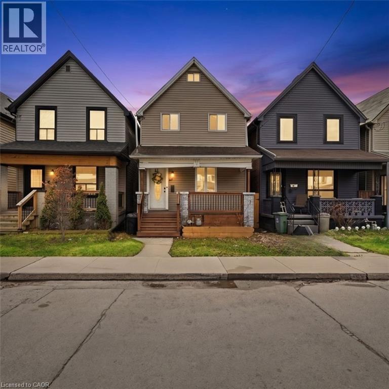 82 Clinton Street, Hamilton, Ontario  L8L 3K2 - Photo 1 - 40821312