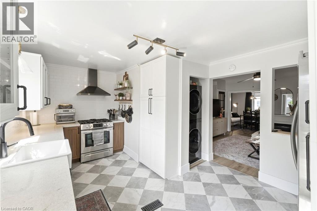 82 Clinton Street, Hamilton, Ontario  L8L 3K2 - Photo 15 - 40821312