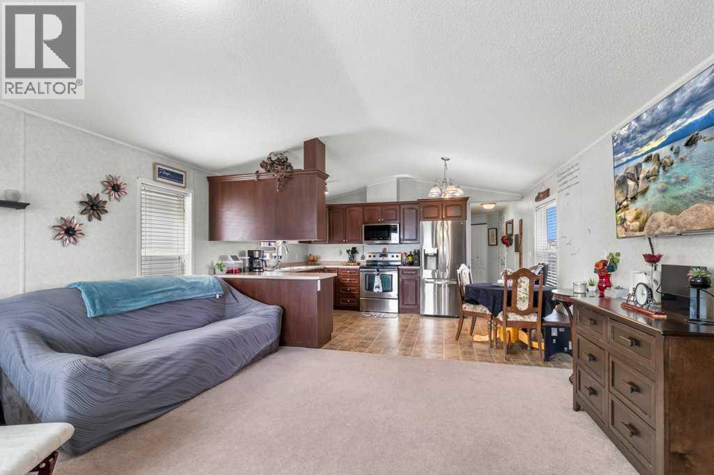 6 Baywood Place, Sylvan Lake, Alberta  T4S 0A7 - Photo 6 - A2300912