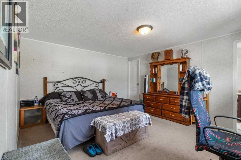 6 Baywood Place, Sylvan Lake, Alberta  T4S 0A7 - Photo 12 - A2300912