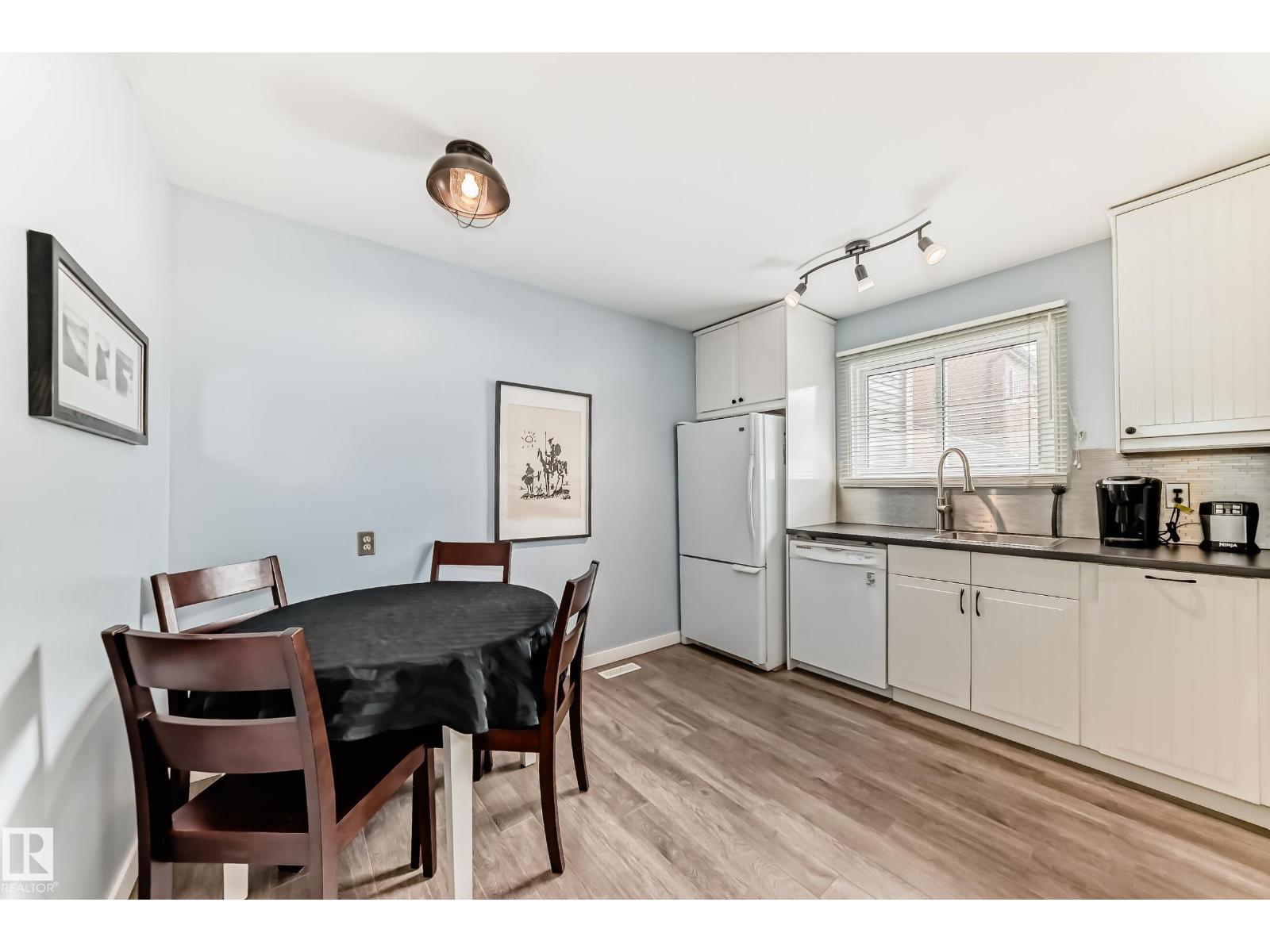 8113 27 Av Nw, Edmonton, Alberta  T6K 3C9 - Photo 13 - E4483206