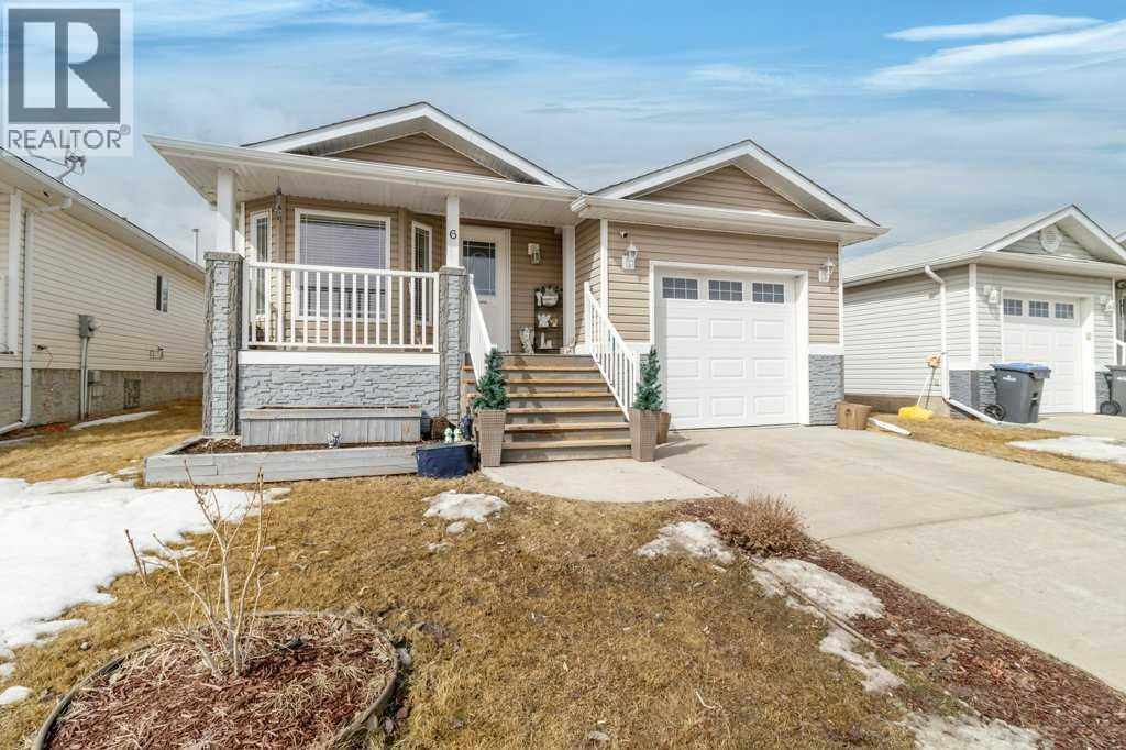 6 Baywood Place, Sylvan Lake, Alberta  T4S 0A7 - Photo 2 - A2300912