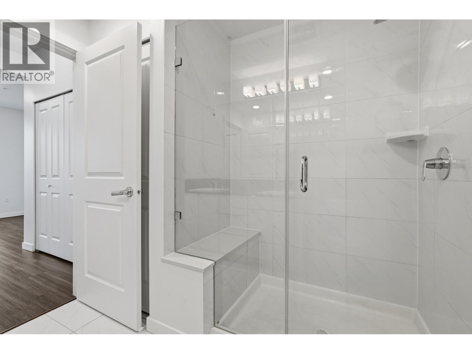 302 607 Cottonwood Avenue, Coquitlam, British Columbia  V3J 0H1 - Photo 14 - R3112244