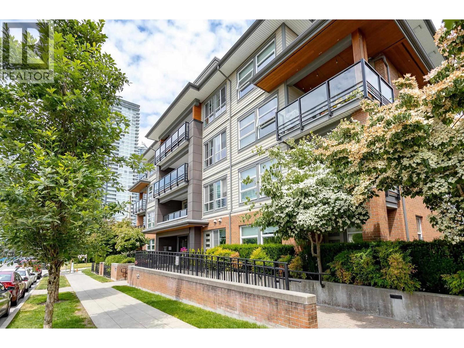 302 607 Cottonwood Avenue, Coquitlam, British Columbia  V3J 0H1 - Photo 32 - R3112244