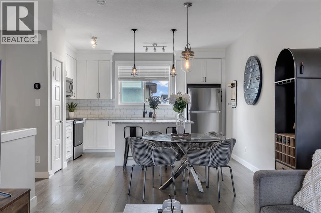 11 Sage Bluff Gate NW, Calgary, Alberta  T3R 1T5 - Photo 3 - A2294497