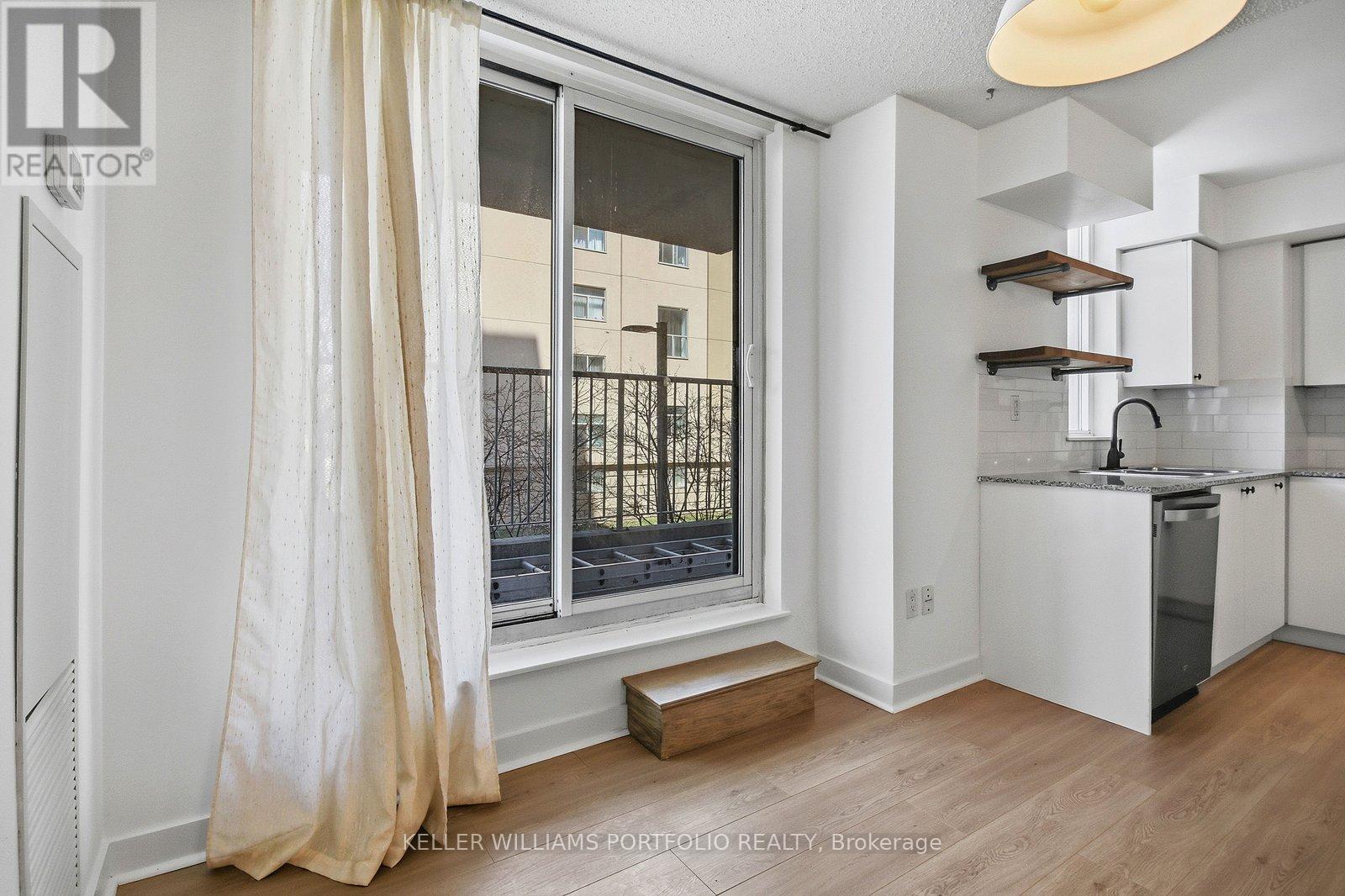 119 - 816 Lansdowne Avenue, Toronto, Ontario  M6H 4K6 - Photo 12 - W13019864