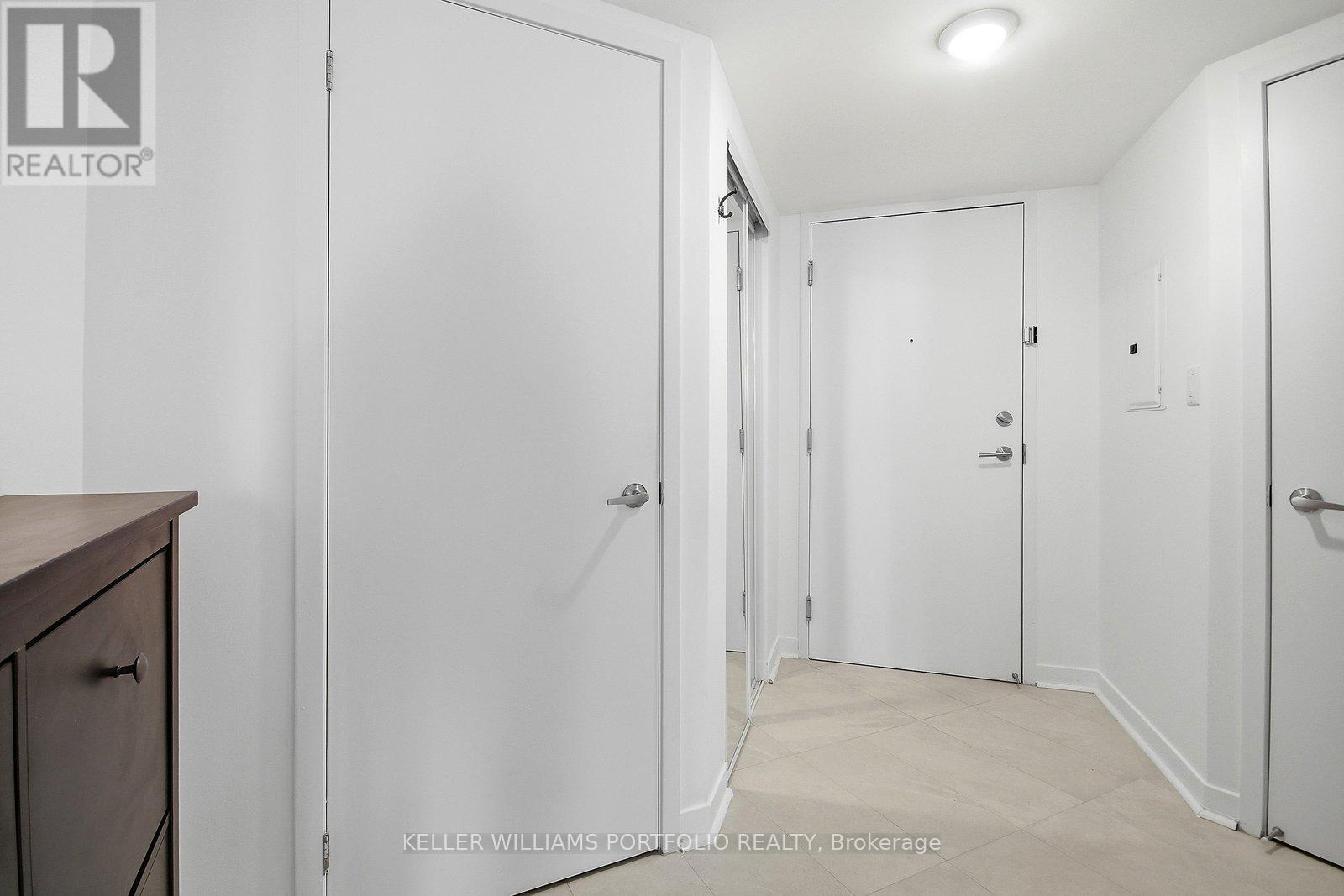 119 - 816 Lansdowne Avenue, Toronto, Ontario  M6H 4K6 - Photo 3 - W13019864