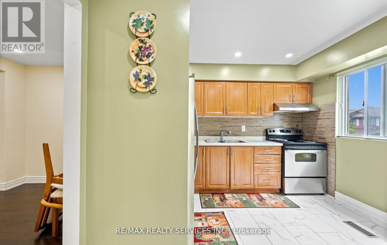 124 - 124 Baronwood Court, Brampton, Ontario  L6V 3H7 - Photo 15 - W13019880