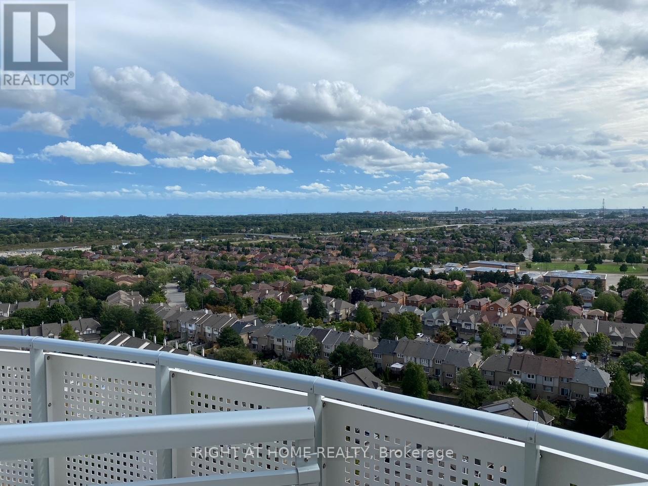 15 - 2520 Eglinton Avenue W, Mississauga, Ontario  L5M 0Y2 - Photo 4 - W13019924