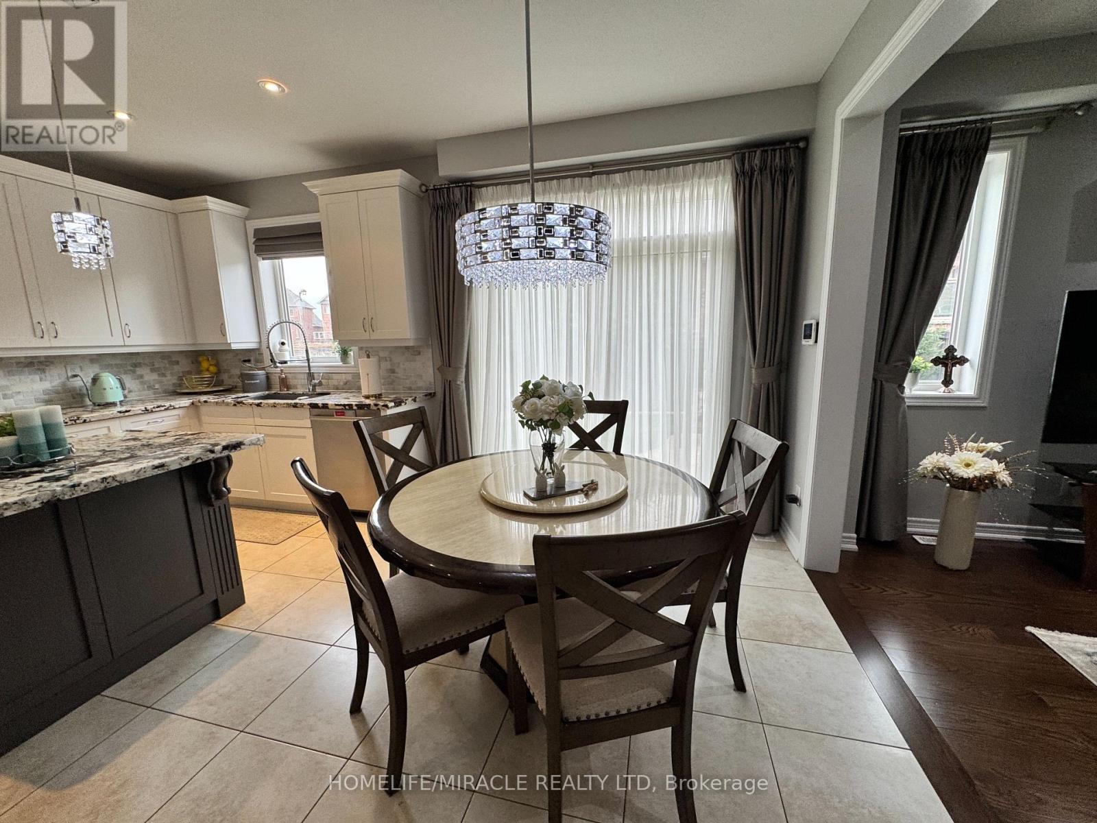 79 Cedarholme (Upper) Avenue, Caledon, Ontario  L7C 3T2 - Photo 11 - W13019928