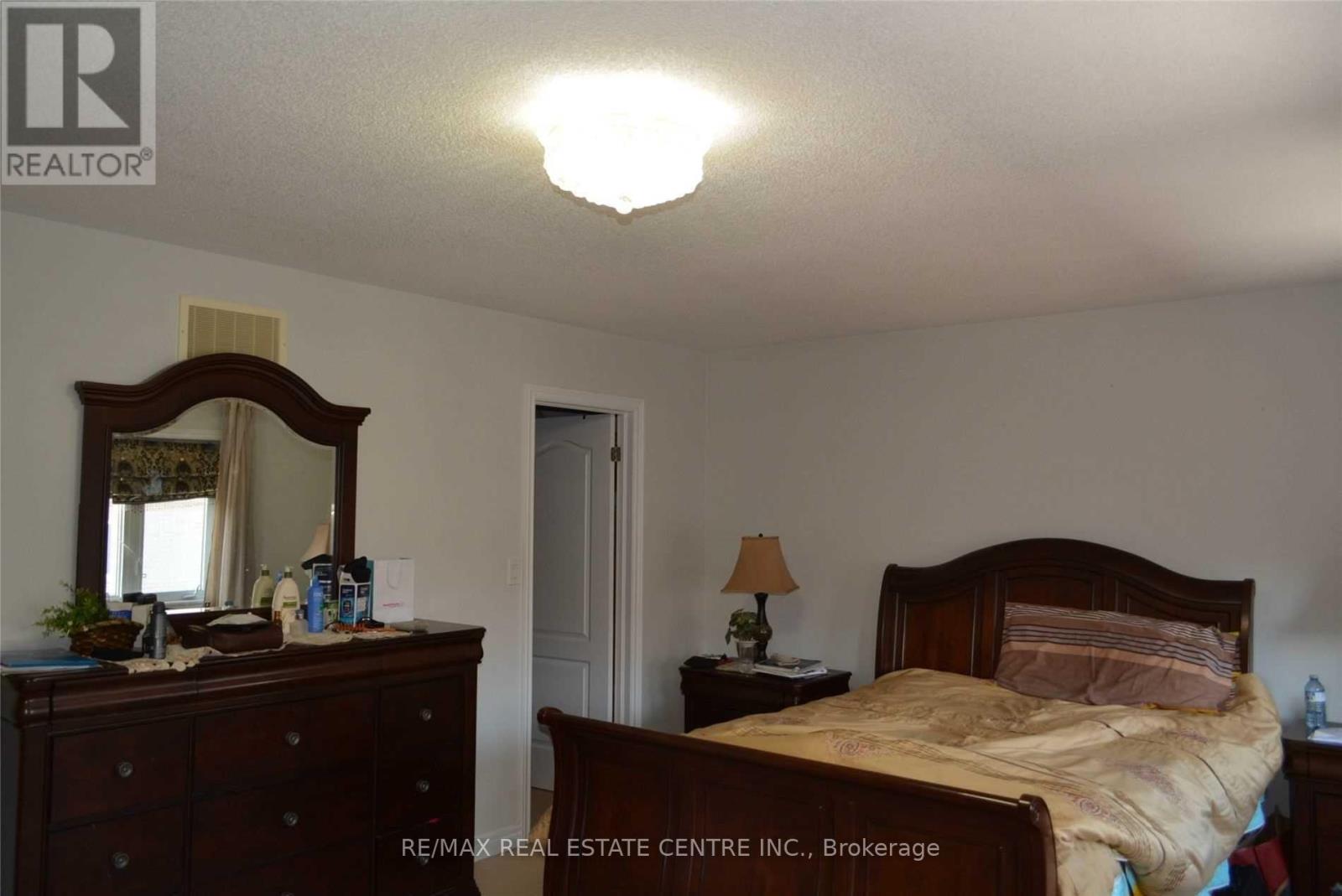 4640 Erwin Road, Burlington, Ontario  L7M 0L6 - Photo 15 - W13020000
