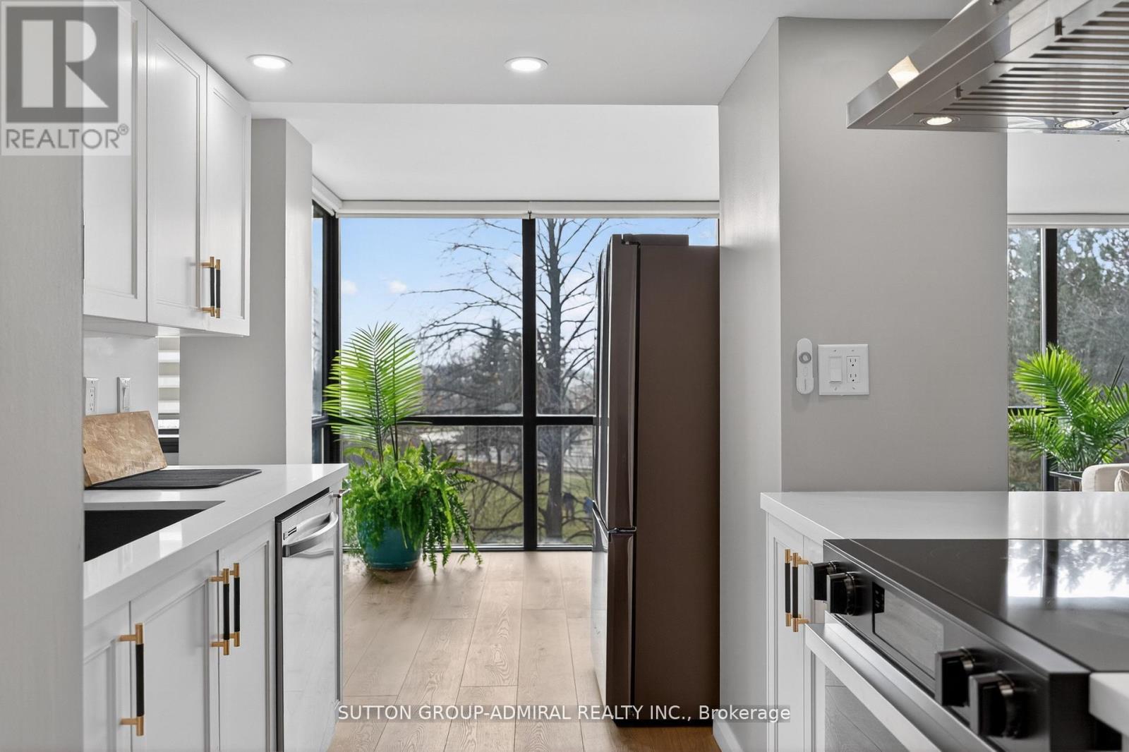 308 - 350 Webb Drive, Mississauga, Ontario  L5B 3W4 - Photo 24 - W13020026