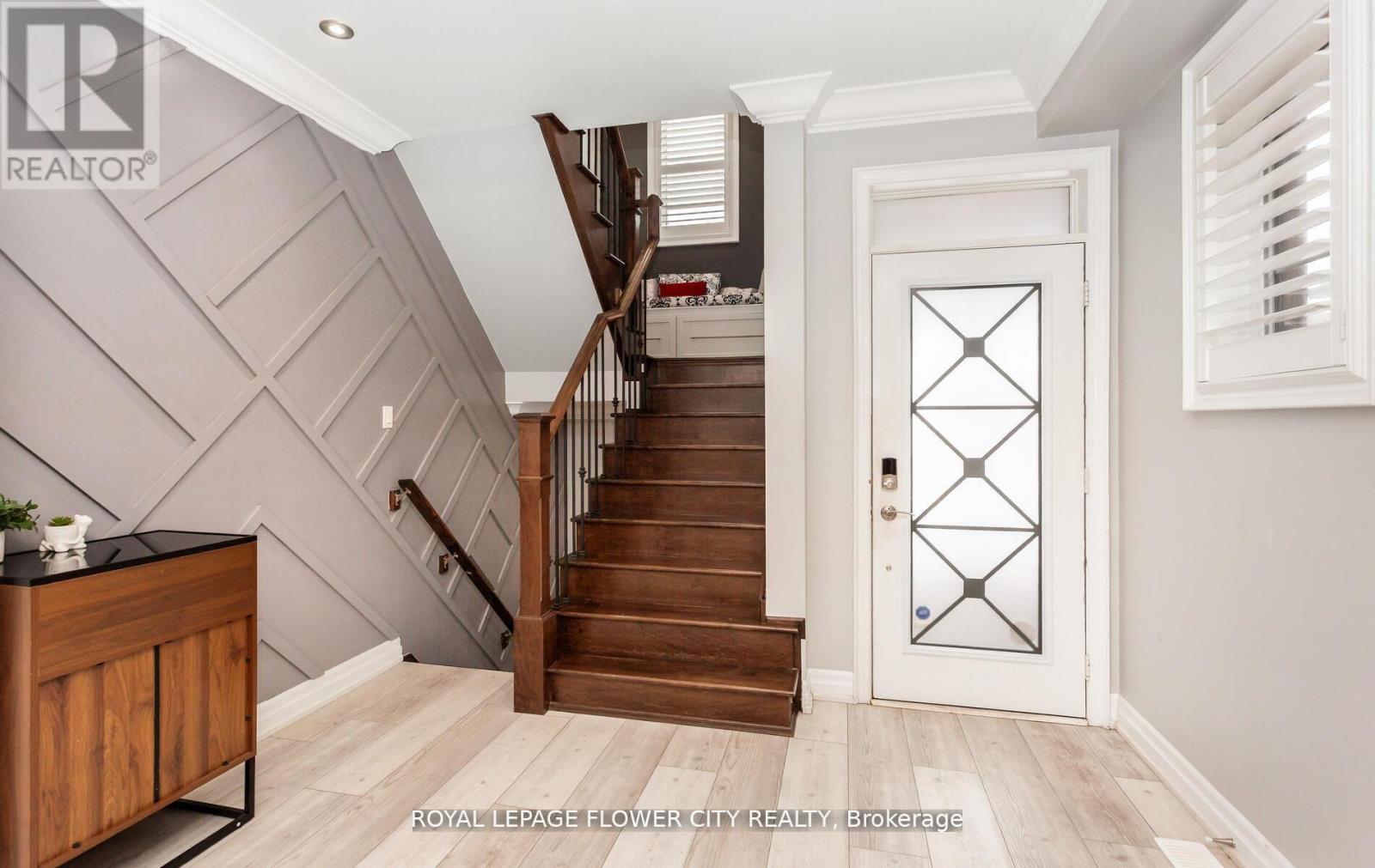 21 Arkwright Drive, Brampton, Ontario  L7A 0V2 - Photo 8 - W13020034