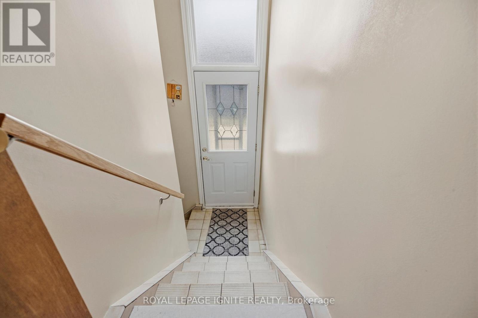 3746 Teeswater Road, Mississauga, Ontario  L4T 2A4 - Photo 28 - W13020036