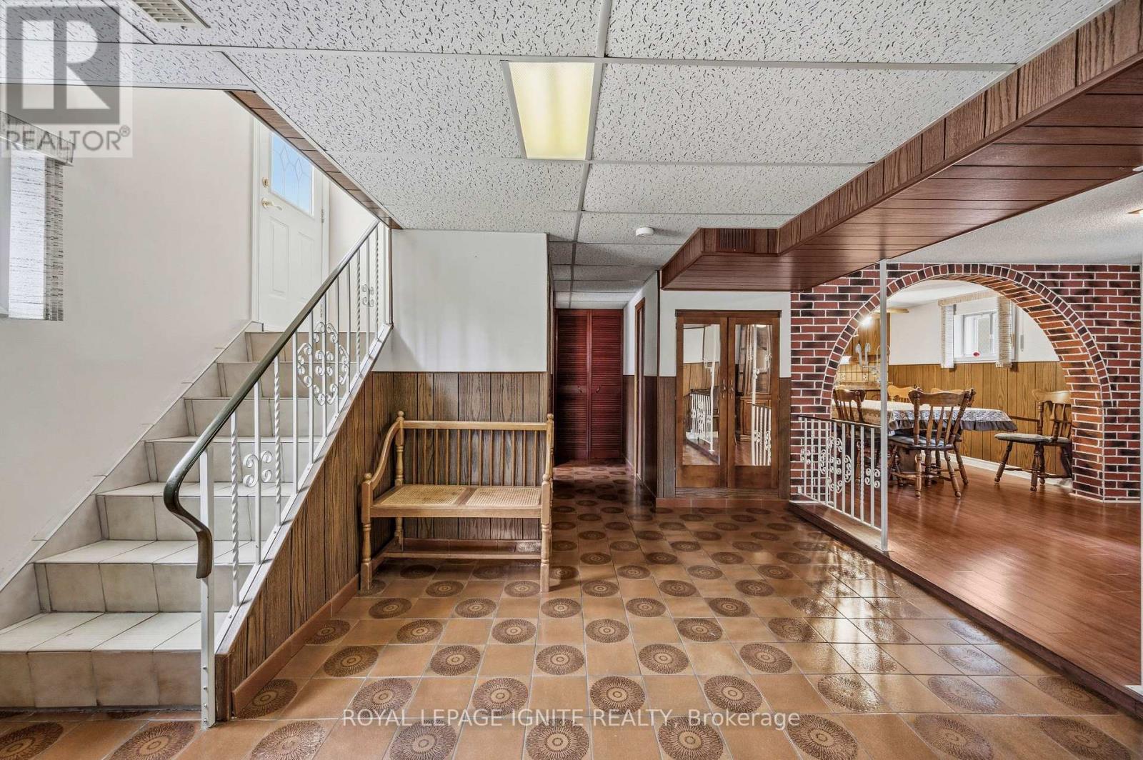 3746 Teeswater Road, Mississauga, Ontario  L4T 2A4 - Photo 29 - W13020036