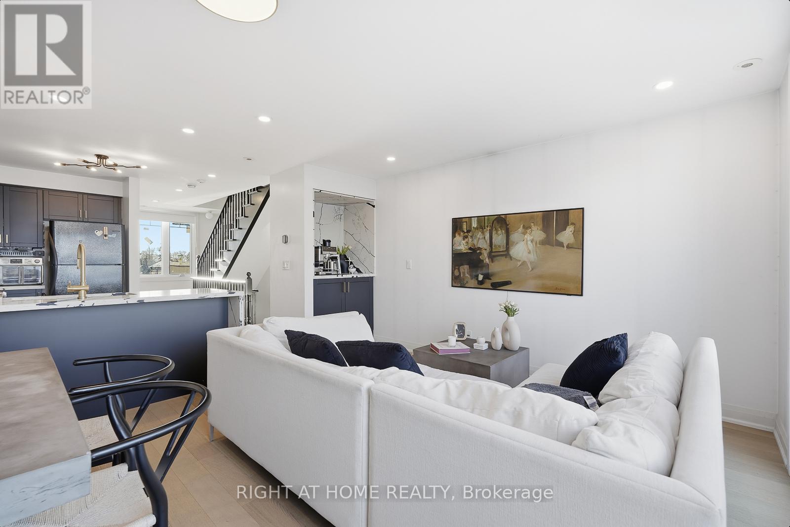 217 - 3400 Lake Shore Boulevard W, Toronto, Ontario  M8W 4Z9 - Photo 10 - W13020062