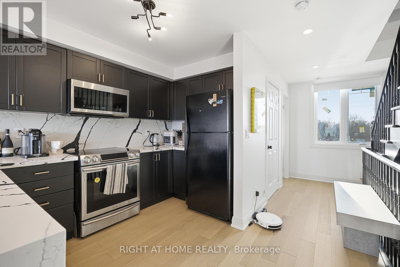 217 - 3400 Lake Shore Boulevard W, Toronto, Ontario  M8W 4Z9 - Photo 17 - W13020062