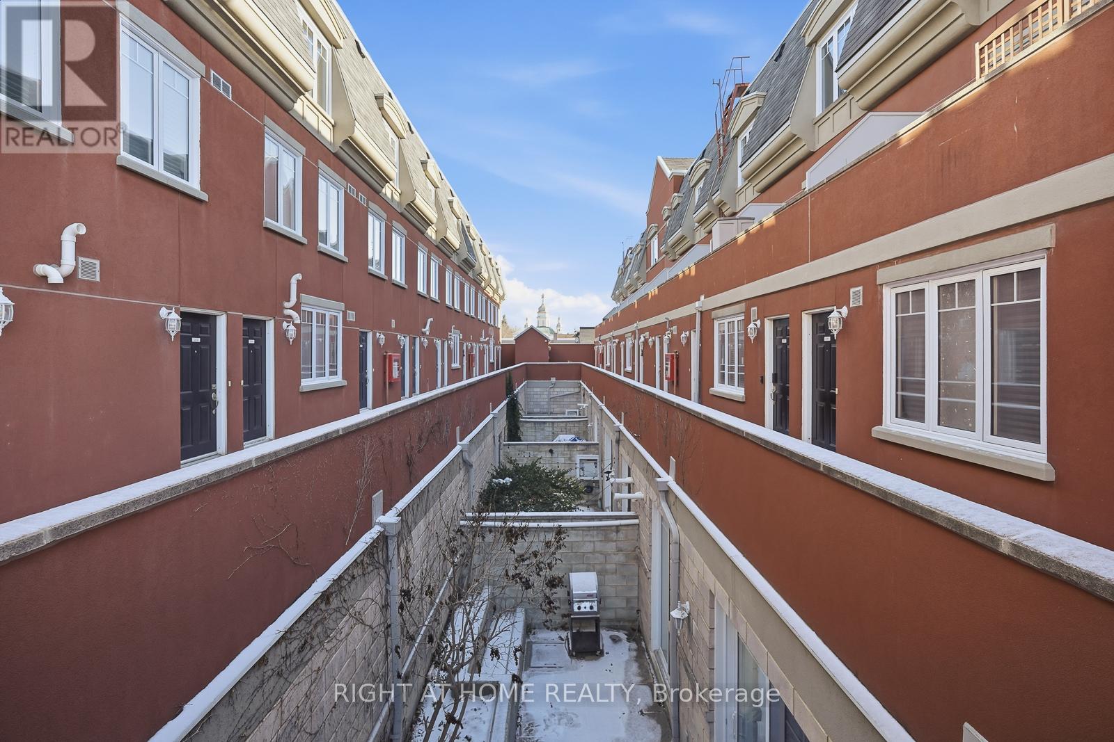 217 - 3400 Lake Shore Boulevard W, Toronto, Ontario  M8W 4Z9 - Photo 37 - W13020062