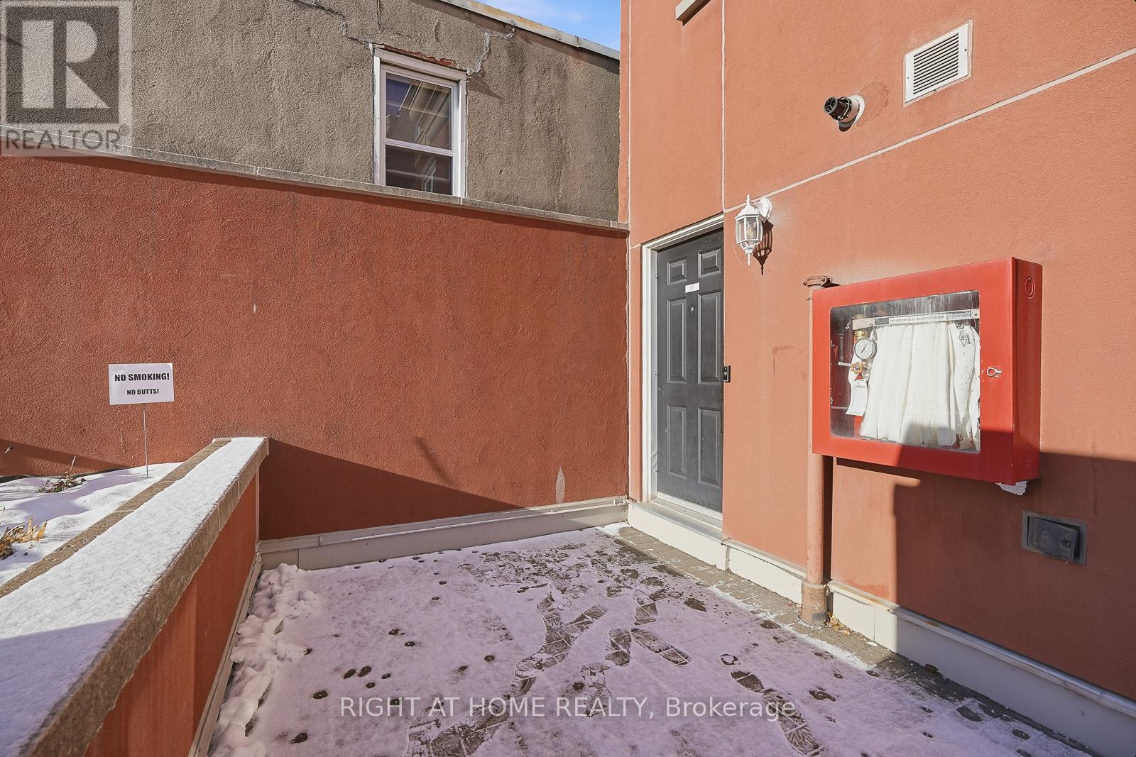 217 - 3400 Lake Shore Boulevard W, Toronto, Ontario  M8W 4Z9 - Photo 6 - W13020062