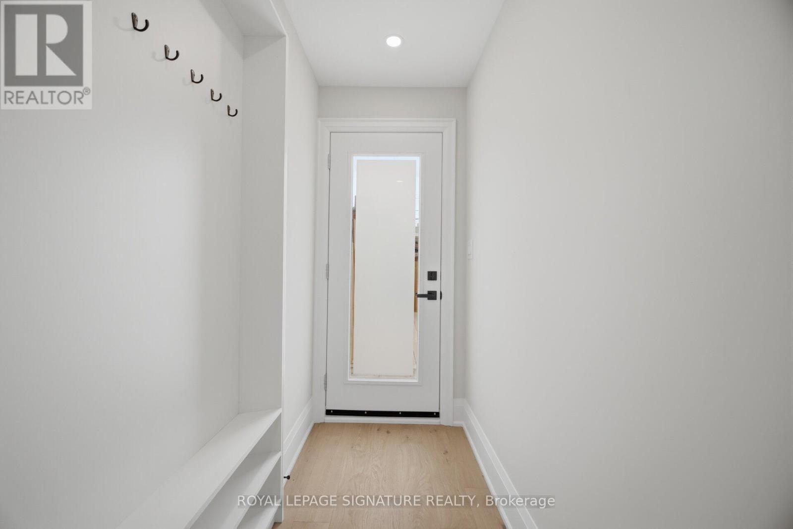 241 Maria Street, Toronto, Ontario  M6P 1W6 - Photo 17 - W13020072