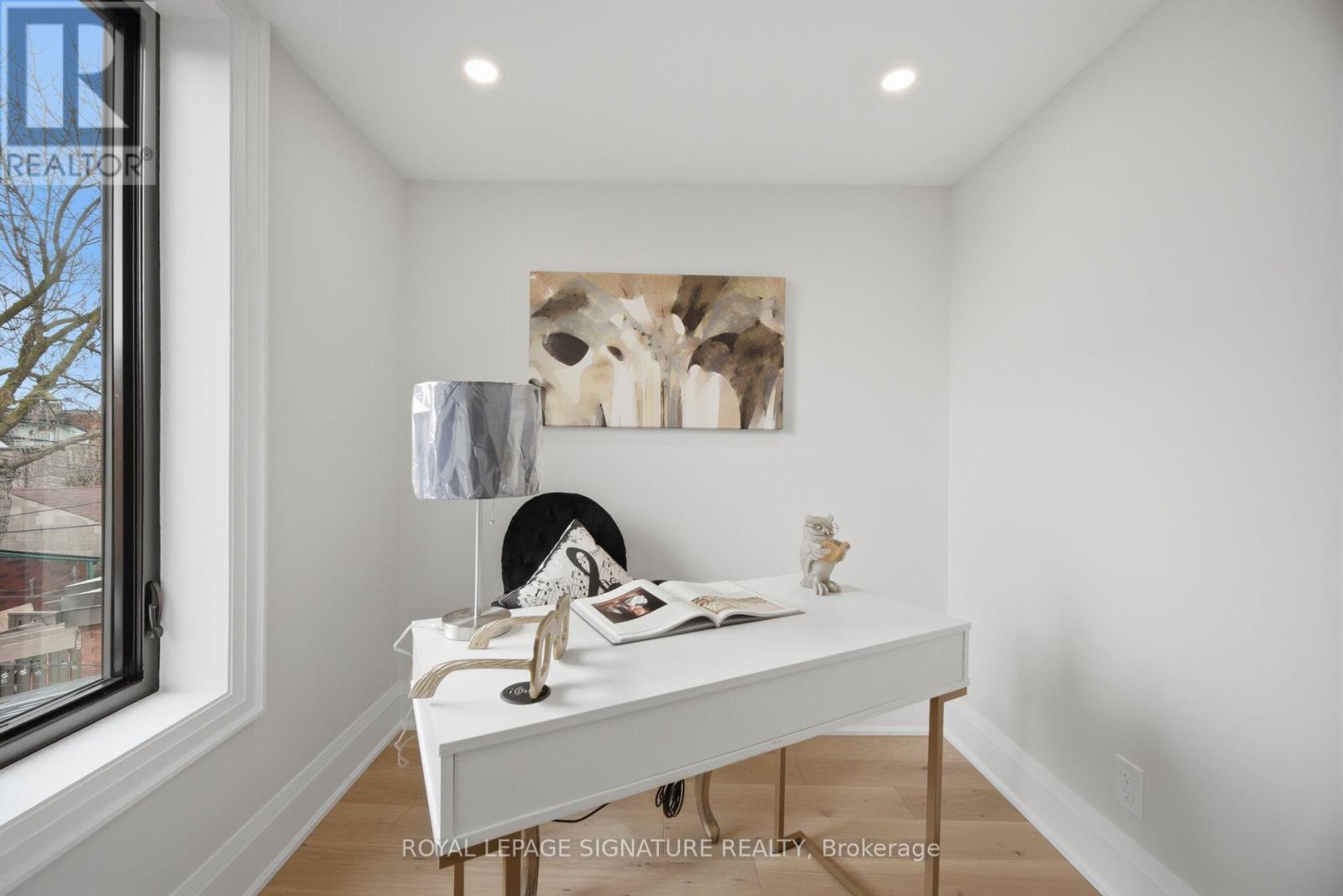 241 Maria Street, Toronto, Ontario  M6P 1W6 - Photo 25 - W13020072