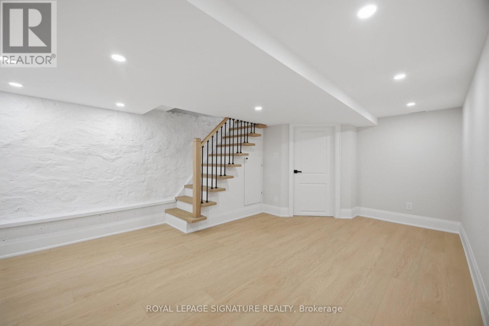 241 Maria Street, Toronto, Ontario  M6P 1W6 - Photo 31 - W13020072