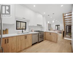 241 MARIA STREET, Toronto, Ontario