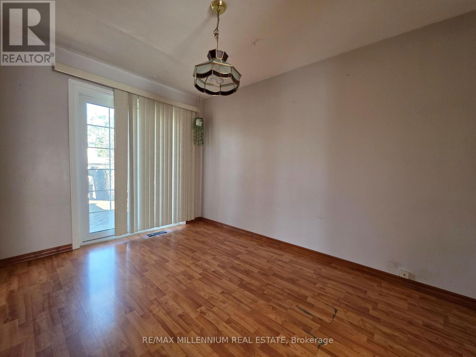 12 Todd Brook Drive, Toronto, Ontario  M9V 1R4 - Photo 17 - W13020086