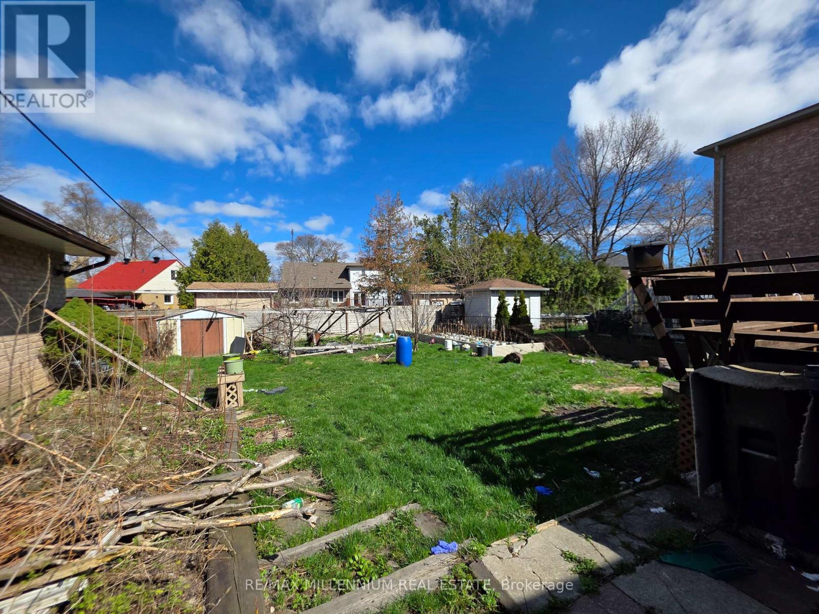 12 Todd Brook Drive, Toronto, Ontario  M9V 1R4 - Photo 20 - W13020086