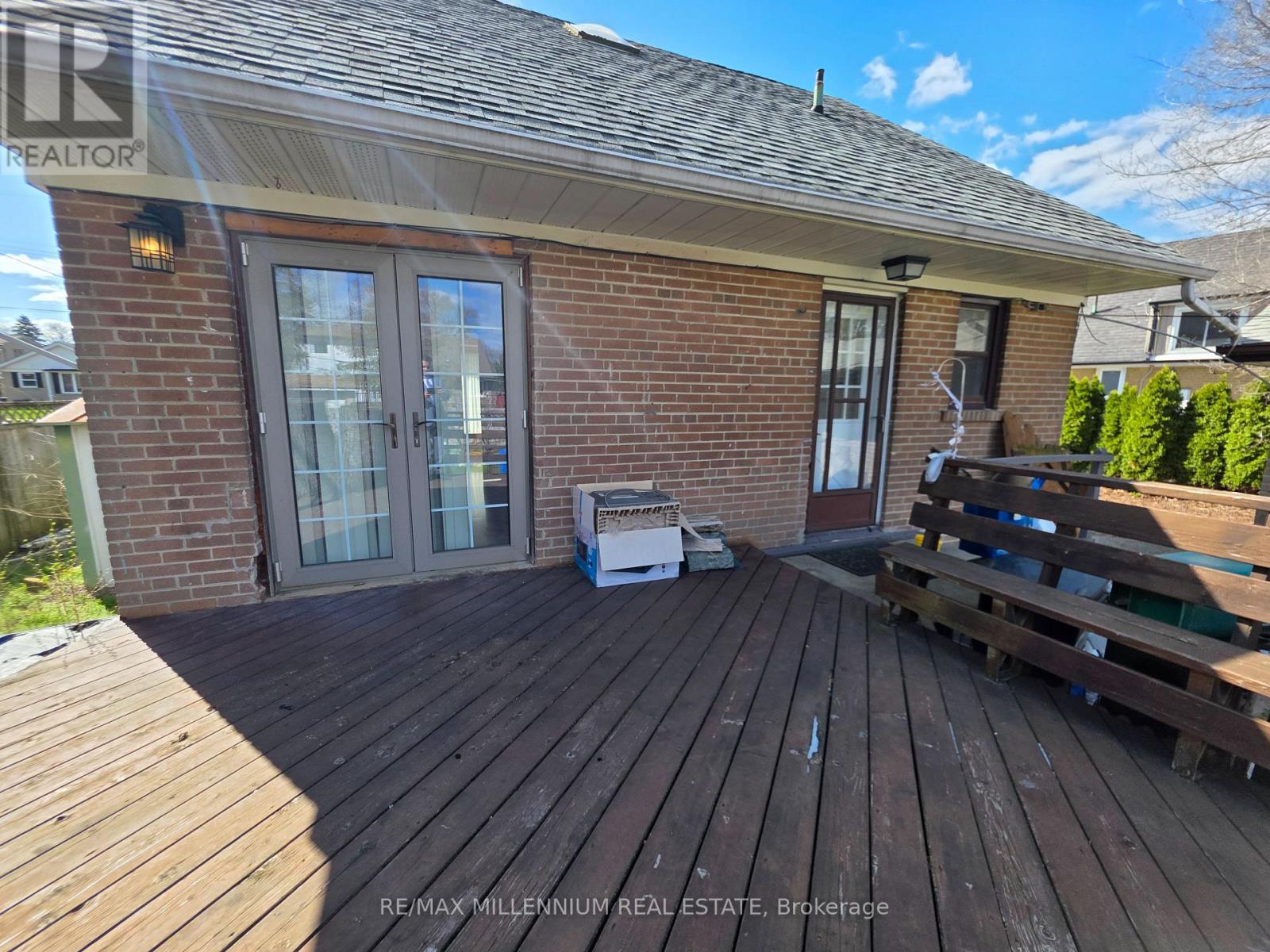 12 Todd Brook Drive, Toronto, Ontario  M9V 1R4 - Photo 23 - W13020086