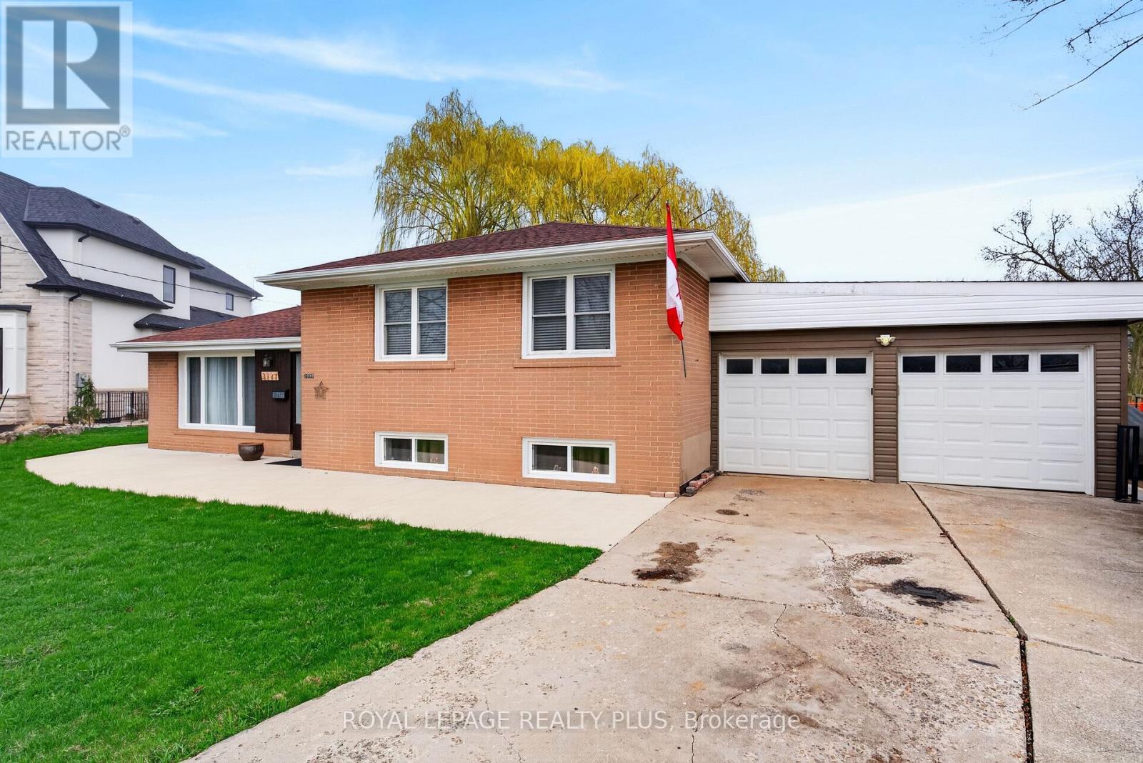 1332 Stanbury Road, Oakville, Ontario  L6L 2J4 - Photo 5 - W13020168