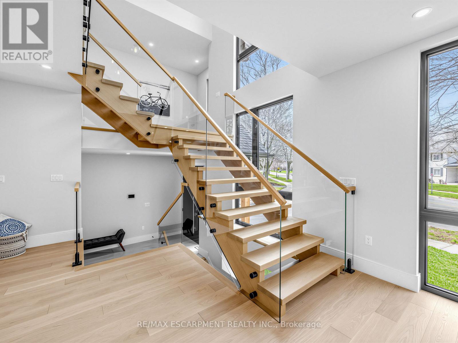 2488 Bridge Road, Oakville, Ontario  L6L 2H2 - Photo 19 - W13020206