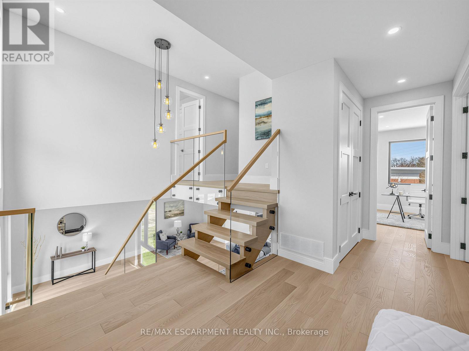 2488 Bridge Road, Oakville, Ontario  L6L 2H2 - Photo 20 - W13020206