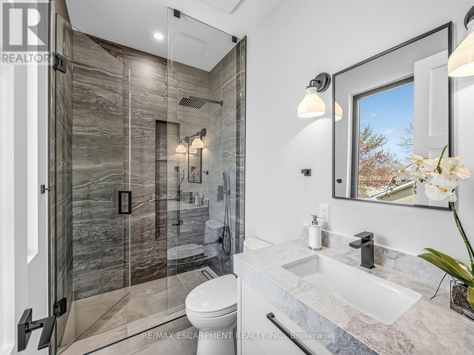 2488 Bridge Road, Oakville, Ontario  L6L 2H2 - Photo 27 - W13020206