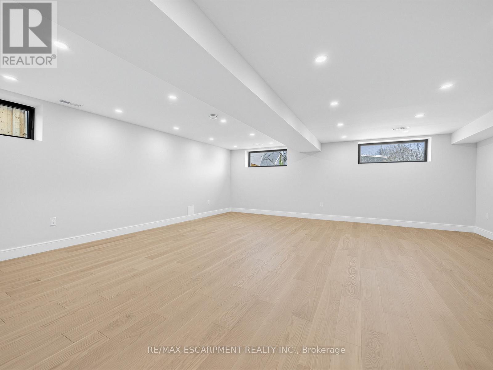 2488 Bridge Road, Oakville, Ontario  L6L 2H2 - Photo 35 - W13020206