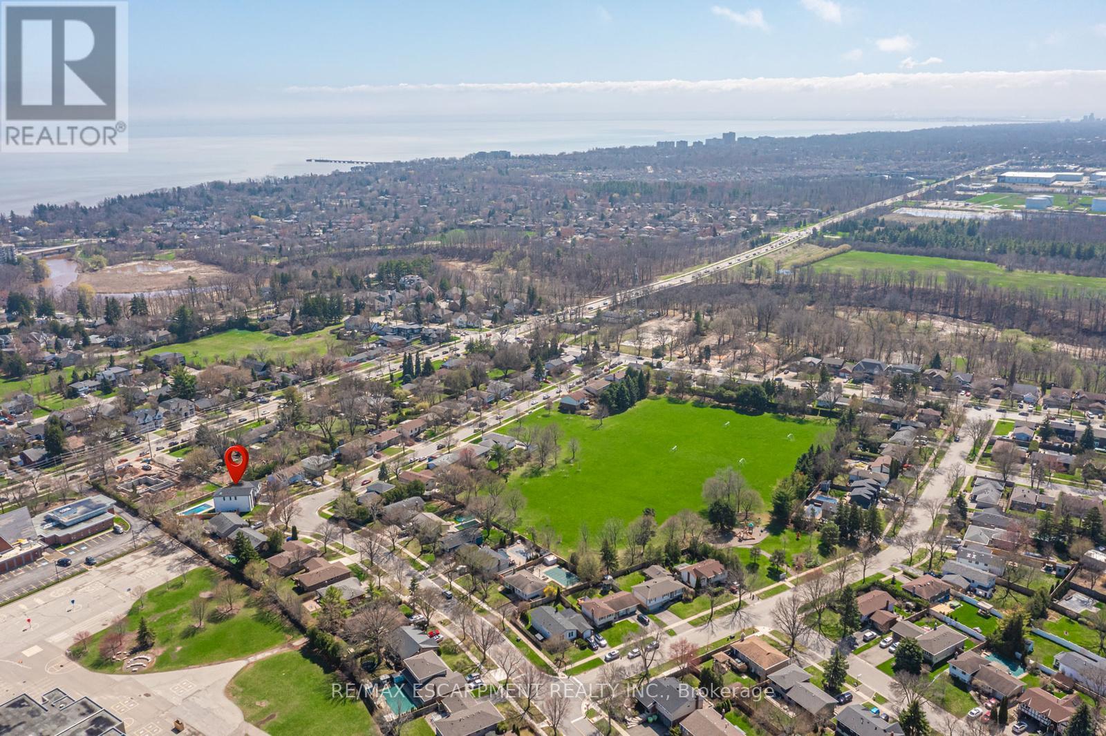 2488 Bridge Road, Oakville, Ontario  L6L 2H2 - Photo 47 - W13020206