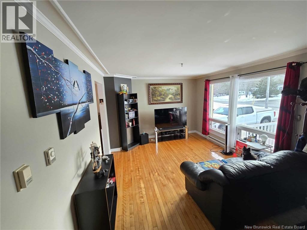 627 Principale Street, Pointe-Verte, New Brunswick  E8J 2P7 - Photo 15 - NB137563