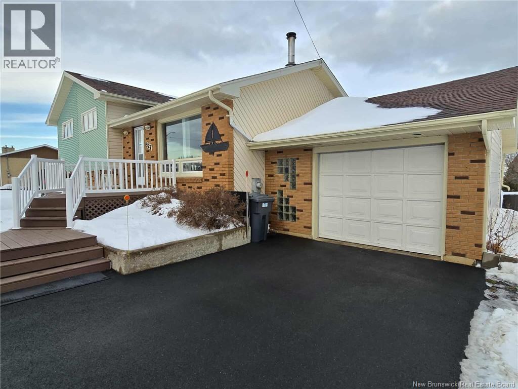 627 Principale Street, Pointe-Verte, New Brunswick  E8J 2P7 - Photo 2 - NB137563