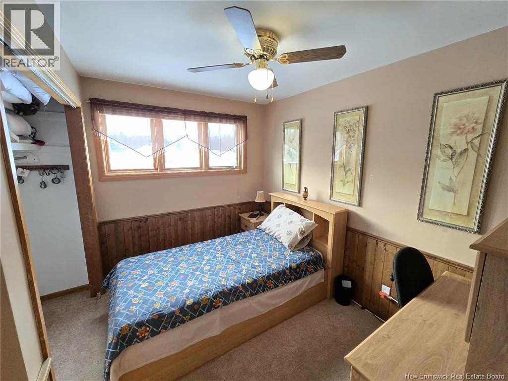 627 Principale Street, Pointe-Verte, New Brunswick  E8J 2P7 - Photo 23 - NB137563