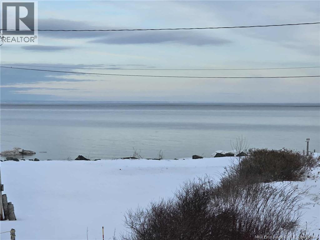 627 Principale Street, Pointe-Verte, New Brunswick  E8J 2P7 - Photo 4 - NB137563