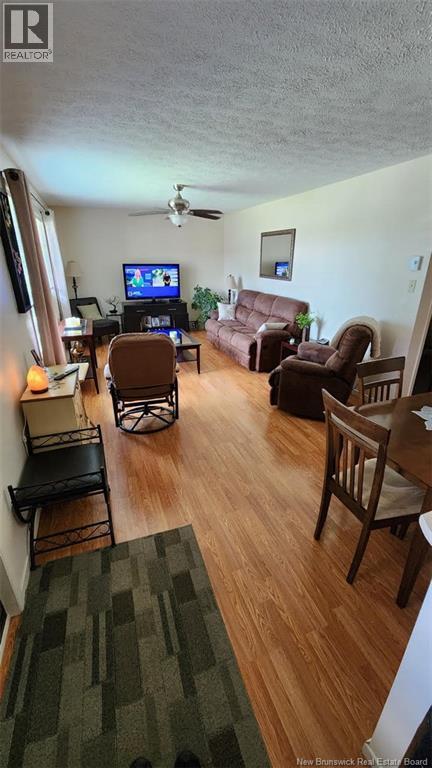 17 Carrier Street, Edmundston, New Brunswick  E3V 4A3 - Photo 9 - NB137562