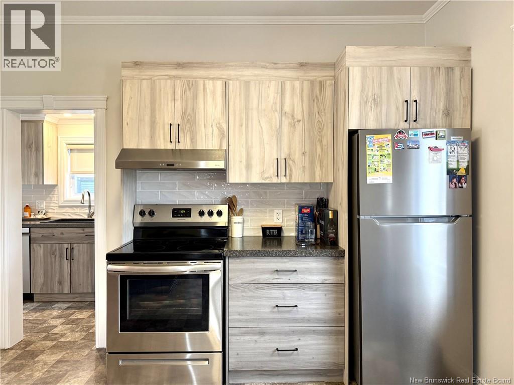 90 35e Avenue, Edmundston, New Brunswick  E3V 2V3 - Photo 6 - NB137486
