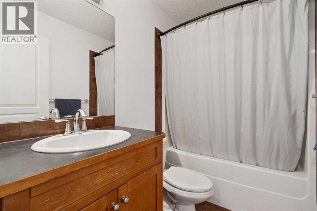 144 Canals Circle SW, Airdrie, Alberta  T4B 3E9 - Photo 23 - A2301421