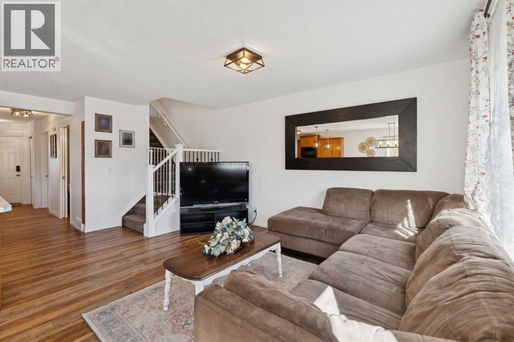 144 Canals Circle SW, Airdrie, Alberta  T4B 3E9 - Photo 10 - A2301421