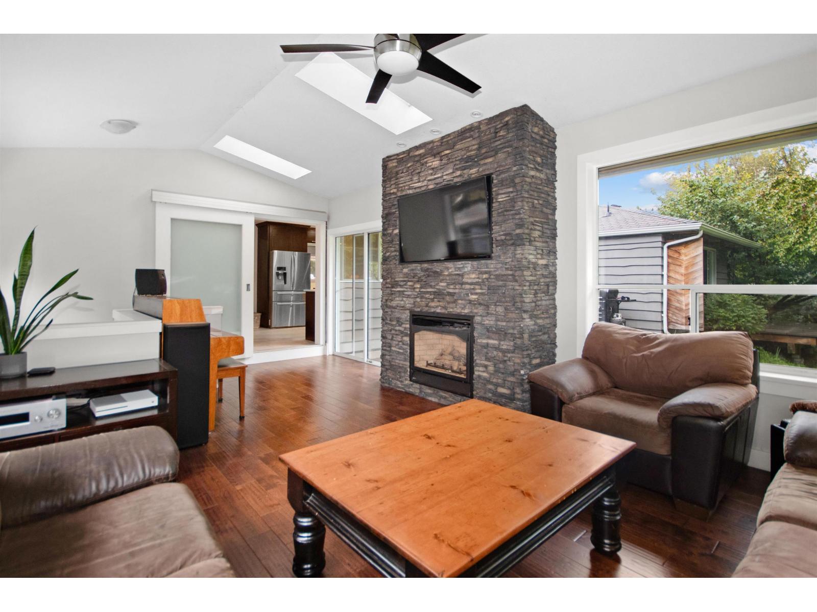 28280 Myrtle Avenue, Abbotsford, British Columbia  V4X 2P4 - Photo 25 - R3113271