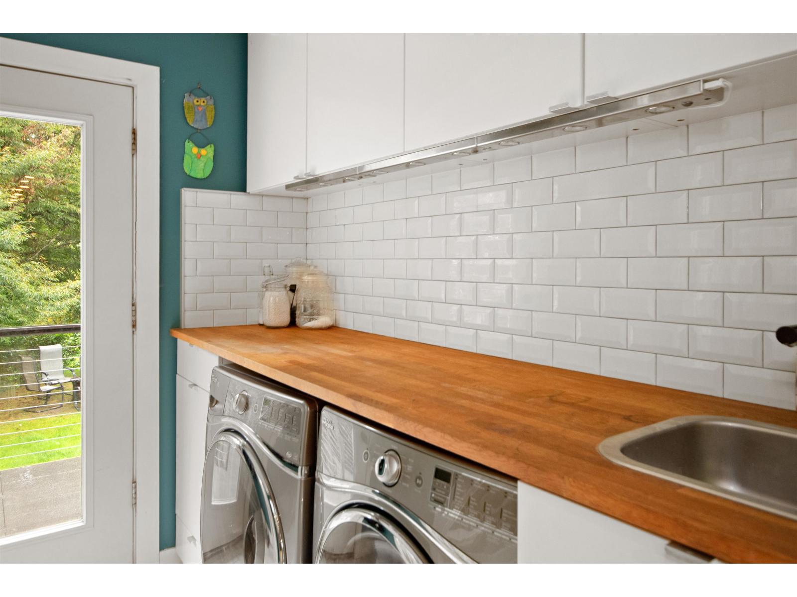 28280 Myrtle Avenue, Abbotsford, British Columbia  V4X 2P4 - Photo 28 - R3113271